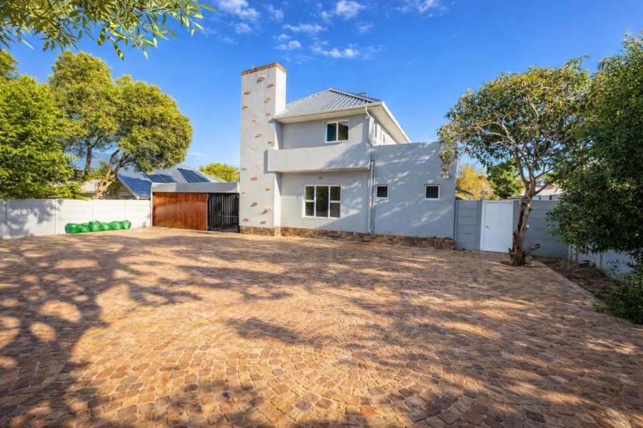 To Let 0 Bedroom Property for Rent in Pinelands Western Cape